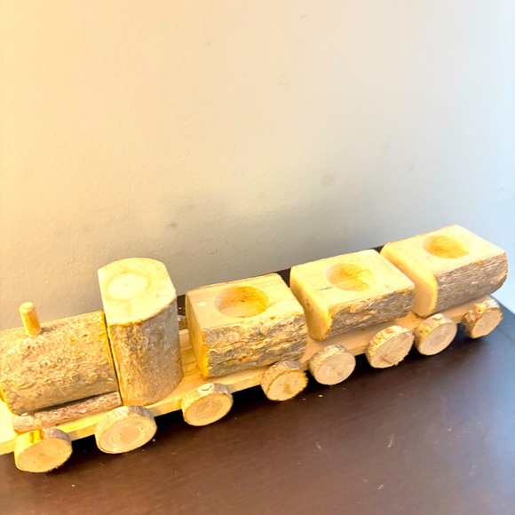 Handmade Log Truck Tea Light Candle Decor Decorate Different Seasons Holidays - Picture 2 of 15